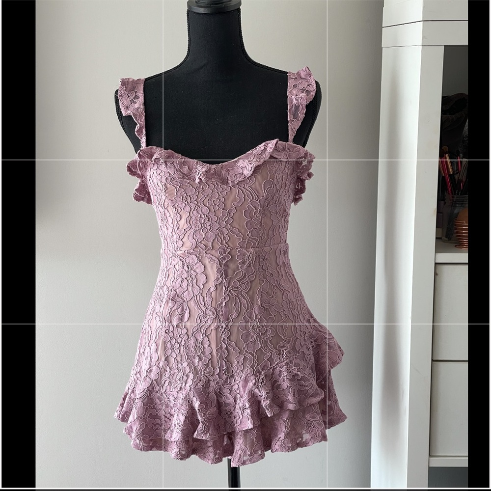 ✨LAVENDER RUFFLE ROMPER✨ - Picture 4 of 10